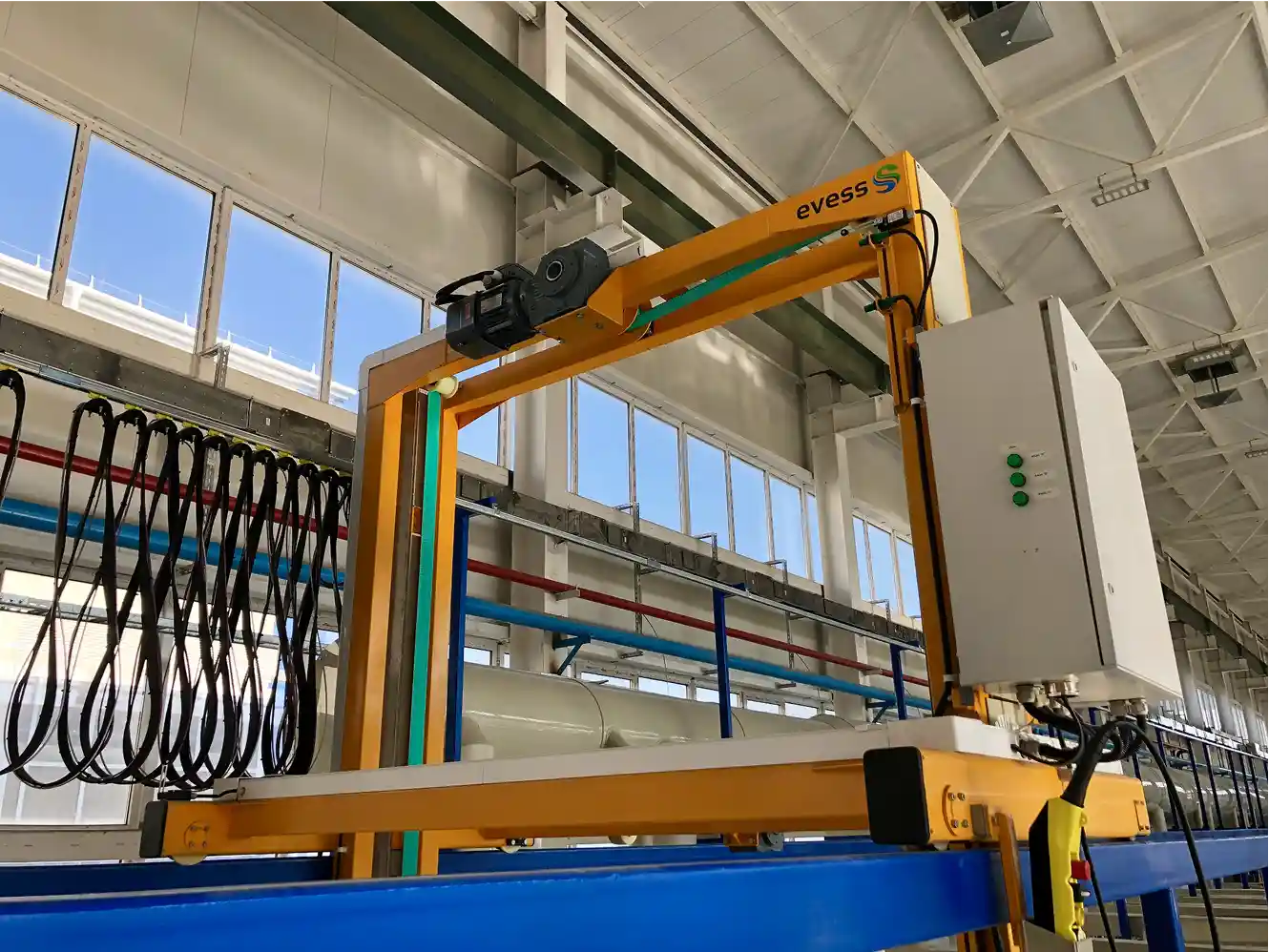 Installed EVESS gantry hoist in the customer's plant