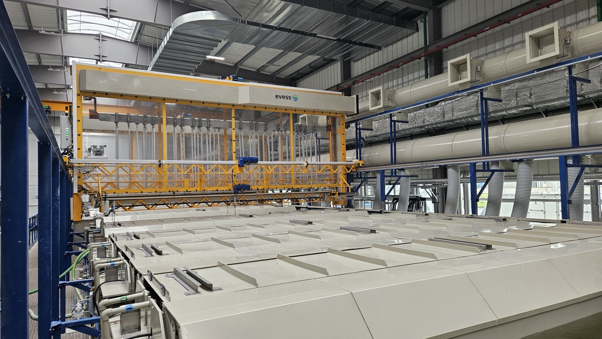 Automated aluminium anodizing line installed at the customer's plant